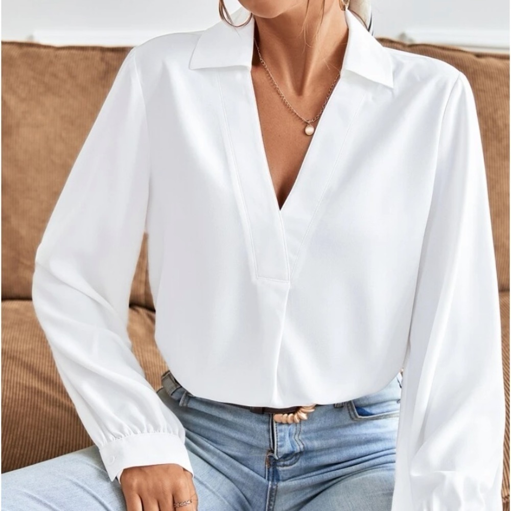 New white v neck long sleeve blouse
